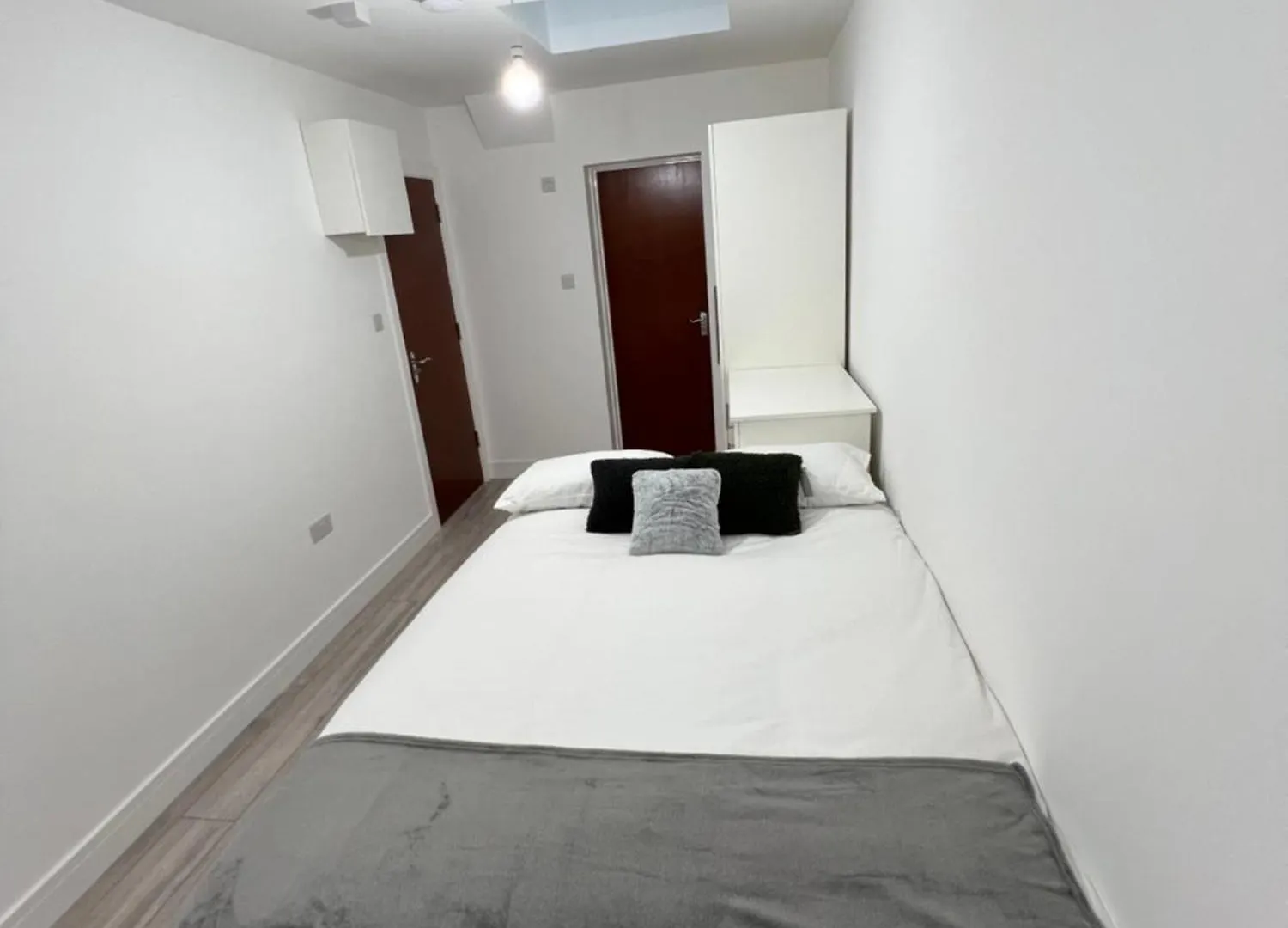Goshawk Studio Apartments Ickenham イギリス